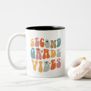 Zweite Klasse Vibes Zurück zur Schule Groovy Schul Zweifarbige Tasse