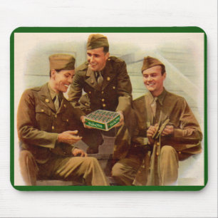 Zweite Weltkrieg der 1940er Jahre und Soldaten mit Mousepad