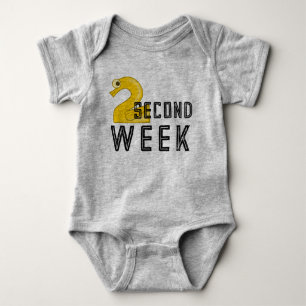 Zweite Woche Baby Strampler